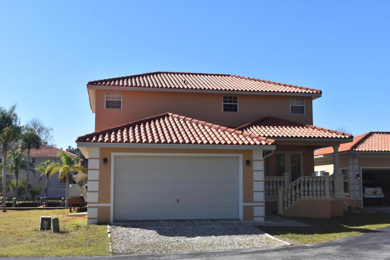 Tradewinds Homosassa Marina Resort Exterior photo