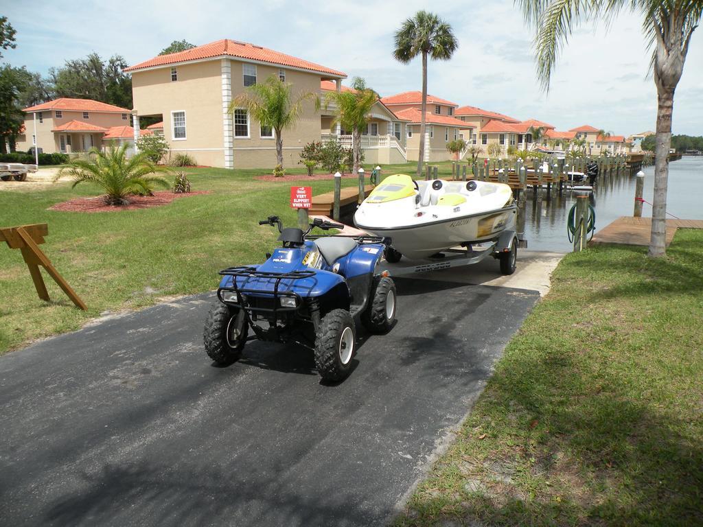 Tradewinds Homosassa Marina Resort Exterior photo