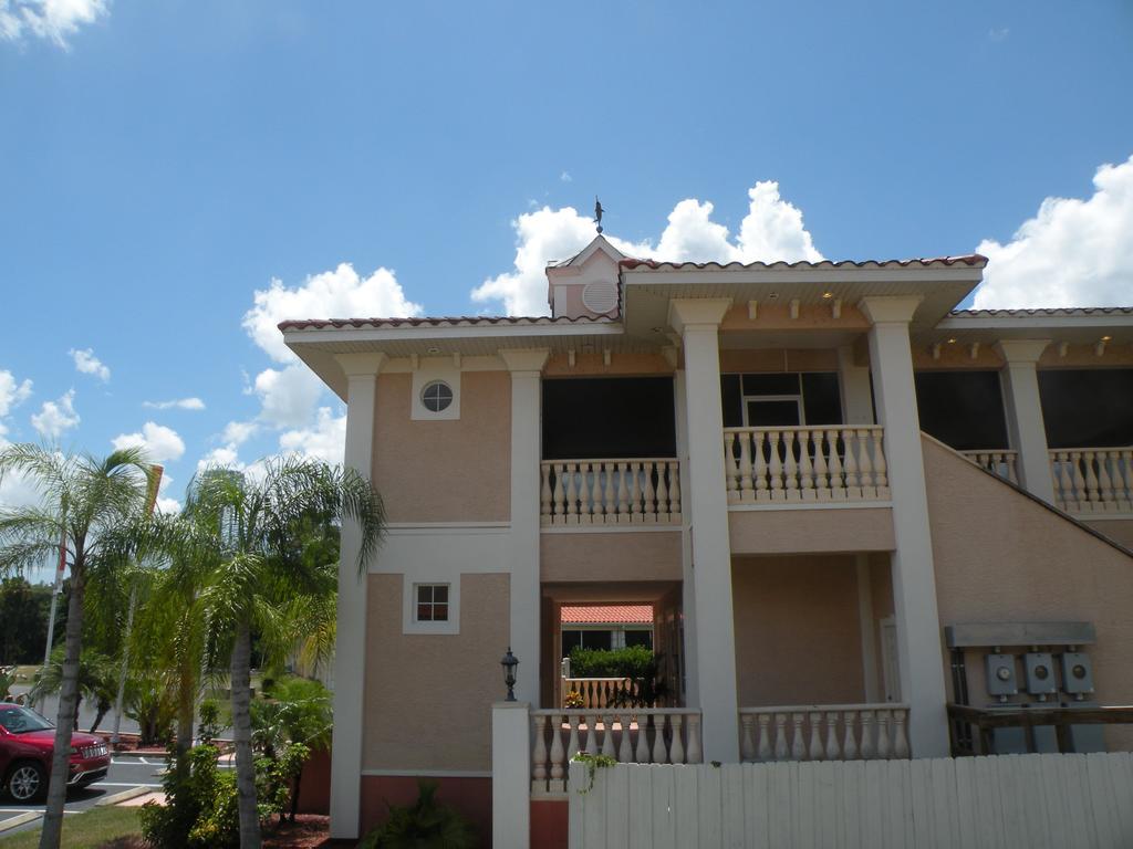 Tradewinds Homosassa Marina Resort Exterior photo