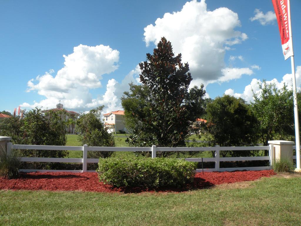 Tradewinds Homosassa Marina Resort Exterior photo