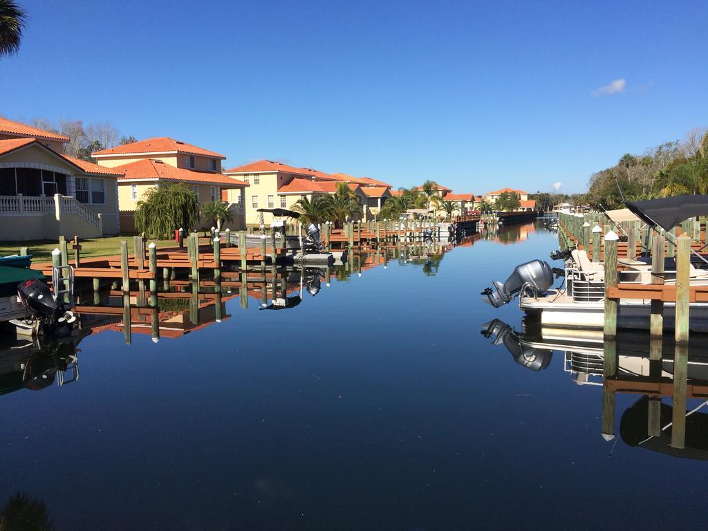 Tradewinds Homosassa Marina Resort Exterior photo
